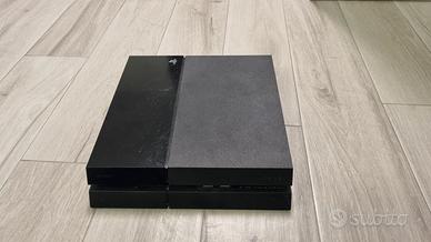 PS4 + 1 Joypad + Volante e pedaliera