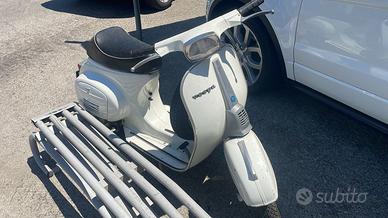 Piaggio Vespa 50 Special