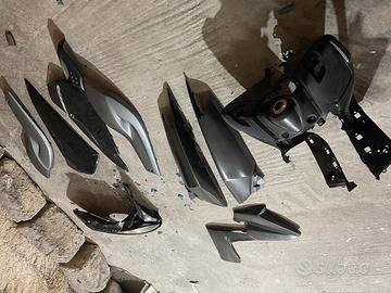 Ricambi Tmax 2010 danneggiati riparabili