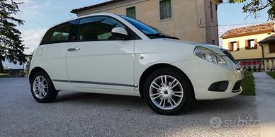 Lancia Ypsilon 1300 Multijet