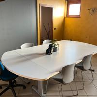 Tavolo per ufficio