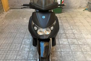 Beverly 125 Faro a V