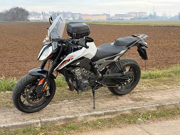 KTM 790 Duke 2023