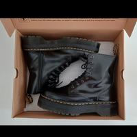 Dr Martens-Stivali platform Jadon in pelle Smooth