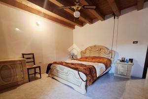 CASA DI CORTE A RONCO ALL'ADIGE