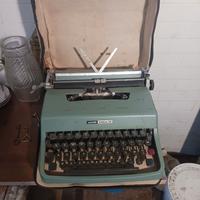 macchina da scrivere olivetti lettera 32