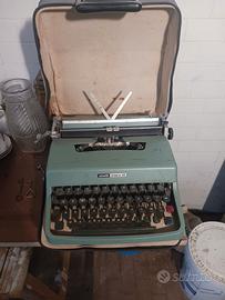 macchina da scrivere olivetti lettera 32