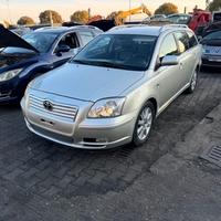 Ricambi Toyota Avensis 2.0 16V D-4D SW Anno 2004 c