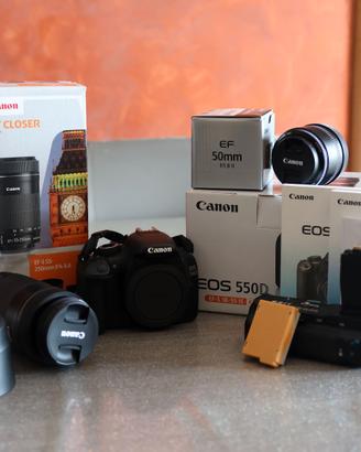 Kit Canon EOS 550D + 2 Obiettivi