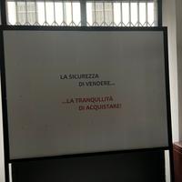 per vetrine immobiliari