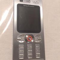 Cellulare Sony Ericsson w880i