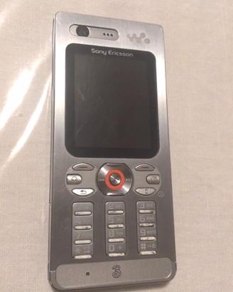 Cellulare Sony Ericsson w880i
