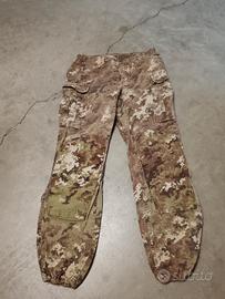 pantalone mimetico