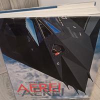 il Grande Libro degli Aerei da Combattimento