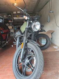 Moto Guzzi V7 
