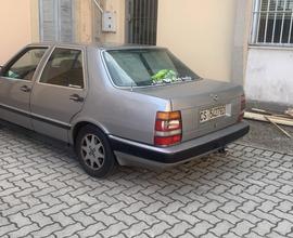 Lancia thema 2.0 con gpl e gancio di traino