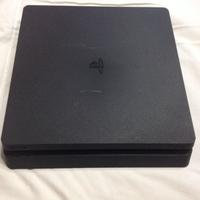 PlayStation 4 Slim 1TB - Ricondizionata Gamestop