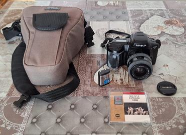 fotocamera reflex analogica Minolta Dynax 5xi