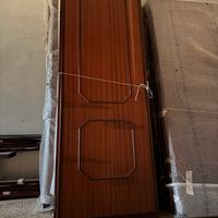 Sei porte in legno