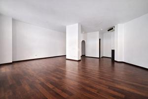 MULTILOCALE A REGGIO NELL'EMILIA