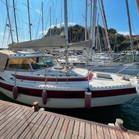 Barca a vela e motore