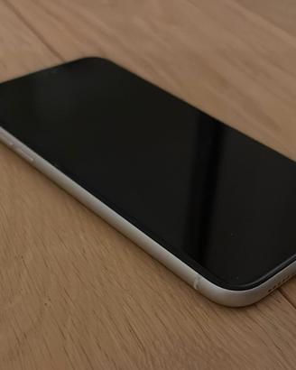 iPhone 11 white 128 GB