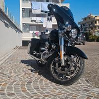 Harley-Davidson Touring Street Glide - 2022