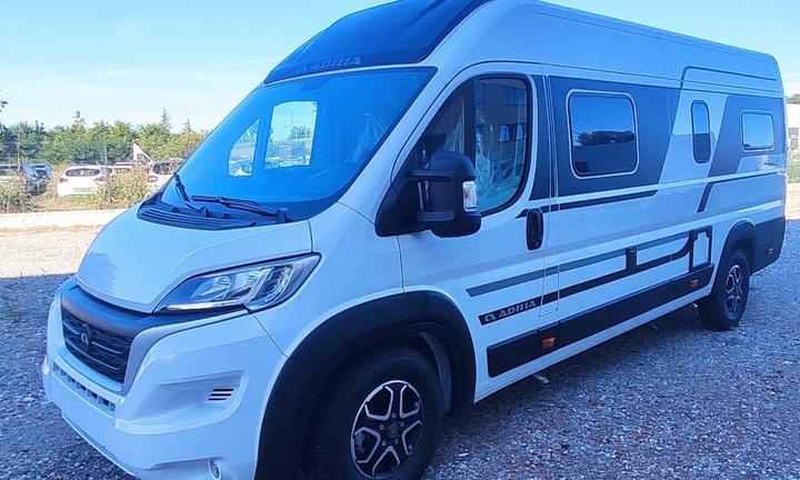 Adria TWIN Plus 640 SGX