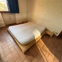 Futon con tatami e comodini Cinius