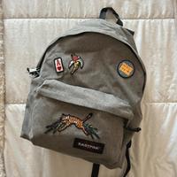 Zaino eastpack con patch
