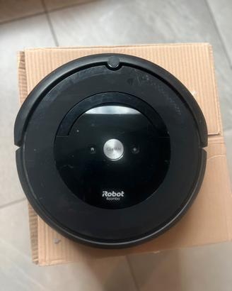 Robot aspirapolvere roomba e 8
