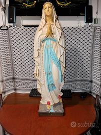 Statua Madre Maria