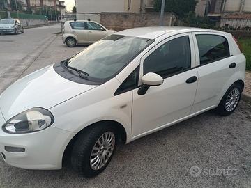Fiat Punto anno 2016 km 82080