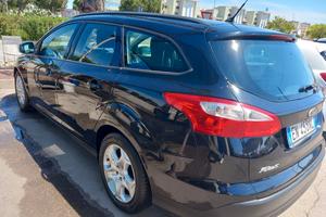 Ford Focus SW ottobre 2012