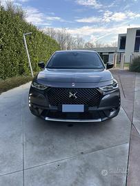 DS 7 Performance Line accessoriata poco usata