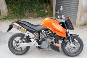 KTM 990 super duke