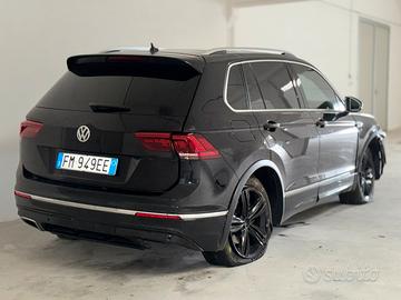 Tiguan R-Line 2.0TDI Incidentato