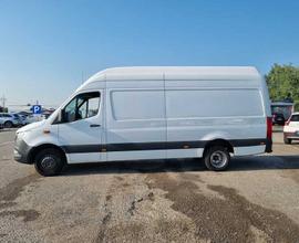 MERCEDES-BENZ 419 CDI F43/35 t.s.alto p.l. rg Busi