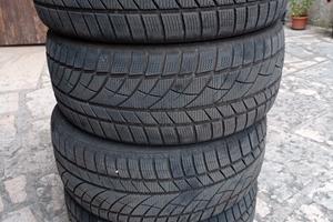 pneumatici invernali 235/45 R18 98H