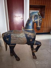 scultura indiana cavallo