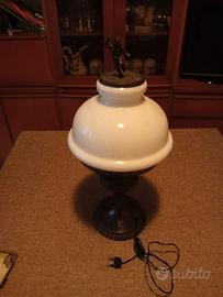lampada da tavolo elettrica in ottone a 3 luci