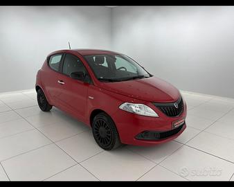 LANCIA Ypsilon 1.0 firefly hybrid Silver s&s 70cv