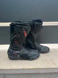 Stivali moto racing XTRM – Taglia 39 (UK 5 / US 6)