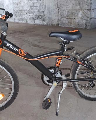 bicicletta usata tre volte cerchio 20