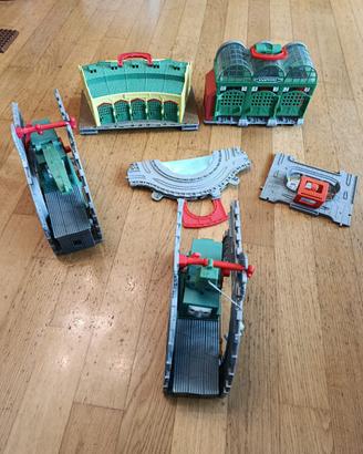 Thomas trenini e stazioni