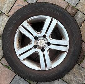 Pneumatici M+S nuovi 195/65 R15 + cerchi in lega