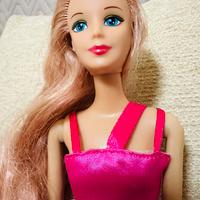 Barbie in abito da sera.