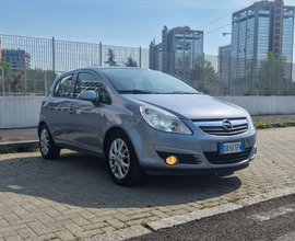 Opel corsa 1.2 benzina