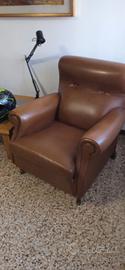 poltrona similpelle anni 70
