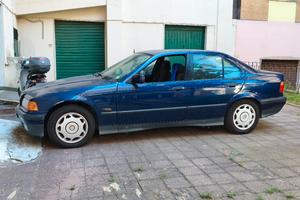 BMW 318 i serie 3